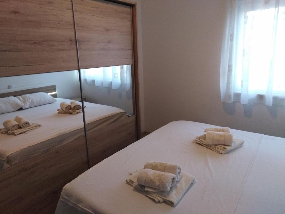 Apartman Visic 1692 Kaštela Exteriér fotografie