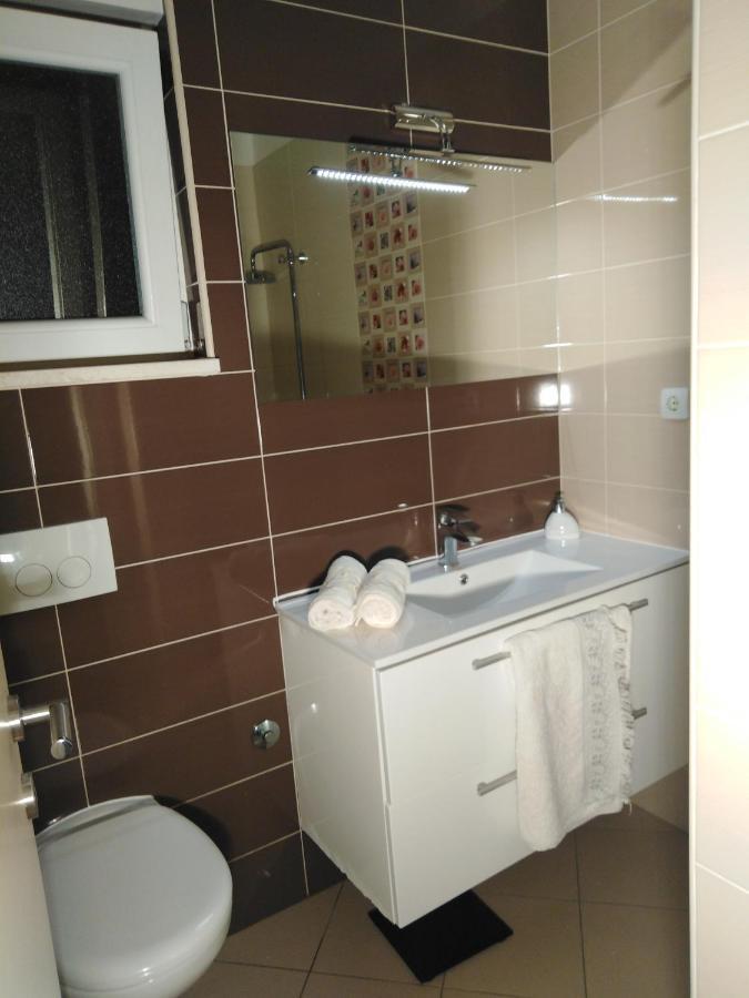 Apartman Visic 1692 Kaštela Exteriér fotografie