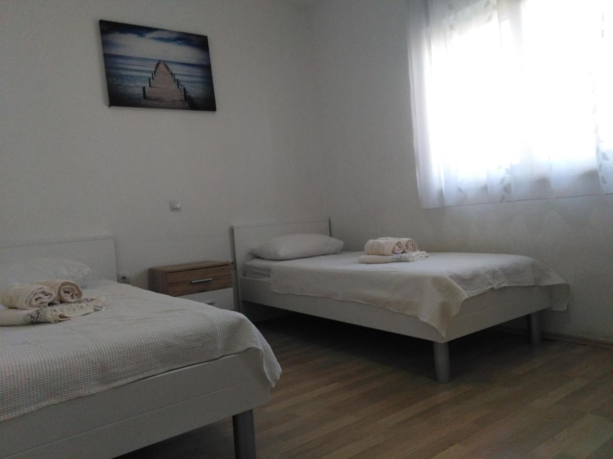 Apartman Visic 1692 Kaštela Exteriér fotografie