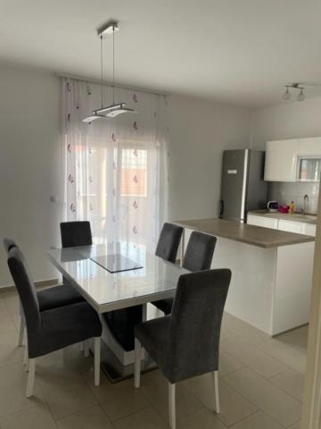 Apartman Visic 1692 Kaštela Exteriér fotografie