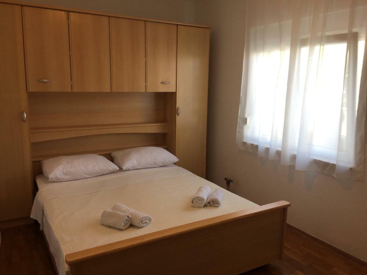 Apartman Visic 1692 Kaštela Exteriér fotografie